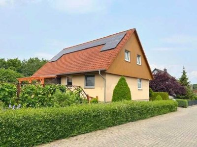 Zeit für neue Erinnerungen – Großzügiges Einfamilienhaus mit Einliegeroption in Möser-Schermen