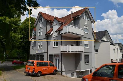 Großzügige Maisonette-Whg. in zentraler Lage v. RW