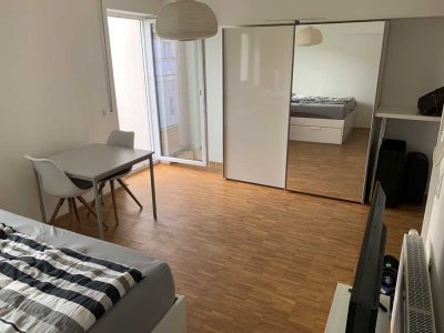 1-Zimmer-Wohnung mit Balkon und EBK in Regensburg