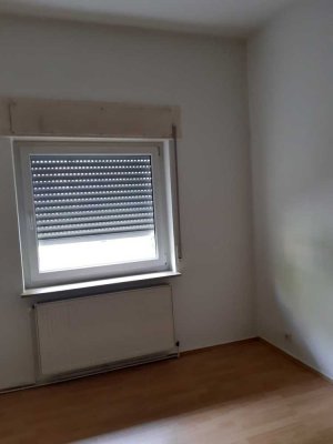 Erstbezug nach Sanierung: Stilvolle 3-Raum-EG-Wohnung in Wiesbaden