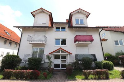 Einziehen und Wohlfühlen – Lichtdurchflutete & moderne 3-ZKB-DG ETW mit Balkon, Einbauküche & TG-SP