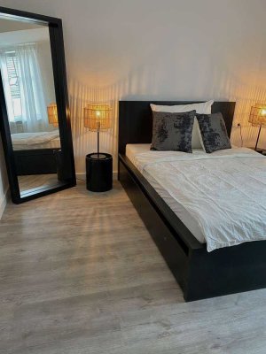 2 Zimmer Wohnung im Herzen von Ludwigsburg mit Einbauküche, Vollmöbliert