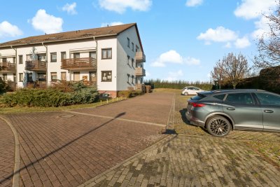 Große, helle 1-Raumwohnung mit EBK und Loggia in Langenbogen