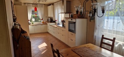 Provisionsfrei! Einfamilienhaus – Neue Wärmepumpe! Energie B!