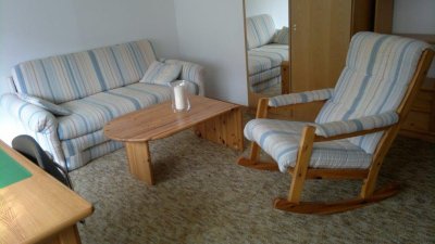 Schöne Einliegerwohnung an männlichen Studenten zu vermieten (nur Wochenendheimfahrer)