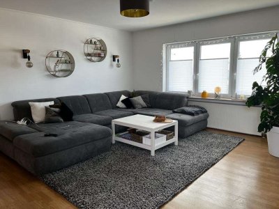 Geräumige, neuwertige 4-Zimmer Wohnung zur Mieterin Ketsch