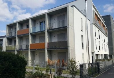 Tolles Studentenapartment mit Balkon und vollmöbliert.