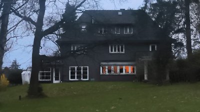 Nachmieter Altbauwohnung 1 Etage in Altbauvilla