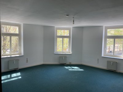 4-Raum-Wohnung 134 m² in Chemnitz ab 390 € KM Schloßchemnitz