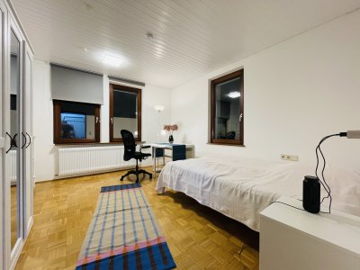 Helle 2-Zimmer Wohnung im EG in Stuttgart-Süd, ruhig, sehr verkehrsnah