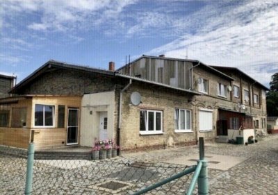 Helle 3Raum Wohnung mit 88,0m²  im 1.OG ab dem 01.08.2025 zu vermieten!