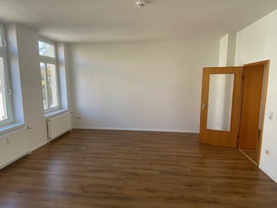 Attraktive Wohnung mit großzügigem Wohnzimmer im Herzen Magdeburgs