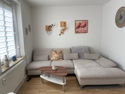 Helle 2 Zimmer Whg. im 2.OG mit Balkon und Stellplatz im Zentrum