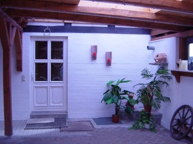 1-Raum Erdgeschosswohnung möbliert