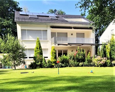 Dream Aprt. w. Balcony / Backyard