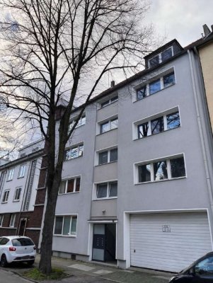 Zentral & ruhig - gut geschnittene Wohnung mit Duschbad & Balkon. Nähe Uniklinikum