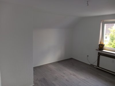 Lage, Lage, Lage ist Trumpf---Traumhafte DG Wohnung