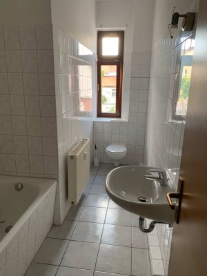 Radeberg, schöne renovierte 1-Raum-Wohnung, zentral am Markt