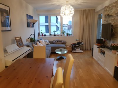 Modernes Zuhause mit Loggia & Tiefgarage – Ideal für Familie oder 2 Studenten!