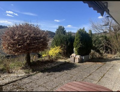 Möbelierte 2ZKB Wohnung mit Terrasse
