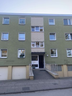 Gepflegte 3-Zimmerwohnung mit hochwertiger Einbauküche und sonnigen Balkon