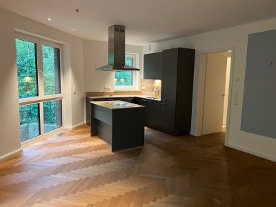 Traumhafte Erdgeschosswohnung in ruhiger Villenlage mit Gartenanteil
