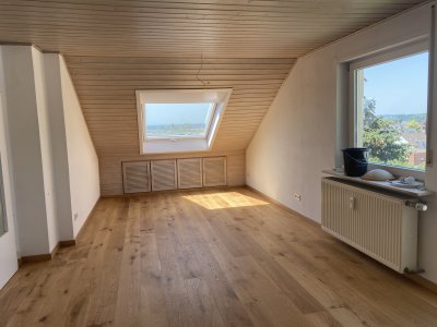 Wunderschöne DG Wohnung in Markdorf