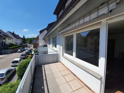 ☀️Helle 2-Zimmer-Wohnung mit Balkon & Stellplatz in Stuttgart Zuffenhausen