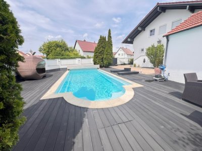 Freistehendes EFH mit Pool zu verkaufen