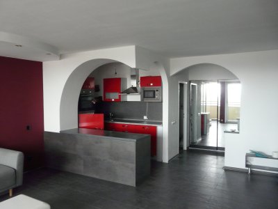 Modernes und frisch renoviertes Apartment in zentraler Lage mit bester Aussicht