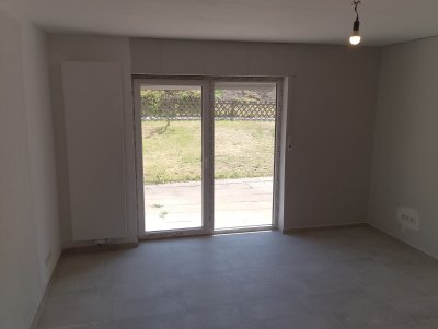 Moderne 1-Zimmer-Wohnung mit Terrasse und Gartenmitbenutzung