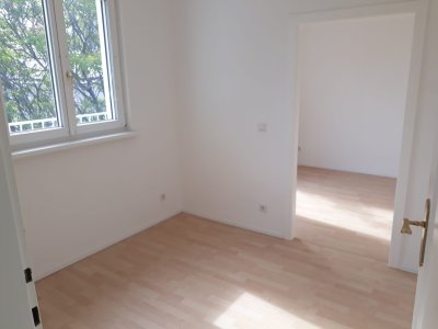 helle Dachgeschoßwohnung