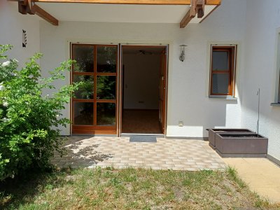 Gepflegte 2 Zimmer Gartenwohnung, keine Provision!