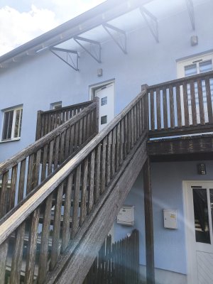 Schöne, helle 4-Zimmerwohnung mit Balkon in Berglern (Mitterlern) Landkreis Erding