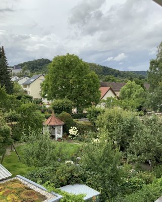 Gemütliche 2/3 Zimmer Wohnung - Wohnen auf Zeit für Pendler, Top Anbindung an Bus und Bahn in bester Wohnlage Kassels