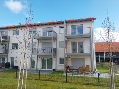 3-Zimmer-Wohnung mit Balkon und 2 Stellplätzen, BJ 2022 in Beratzhausen