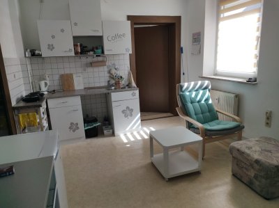 Hochparterre Wohnung, 33qm , Hof-Krötenbruck