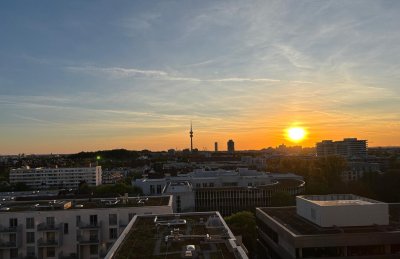 Neu renovierte 1-Zimmer-Wohnung, möbliert, Loggia mit Panoramablick (10. OG)