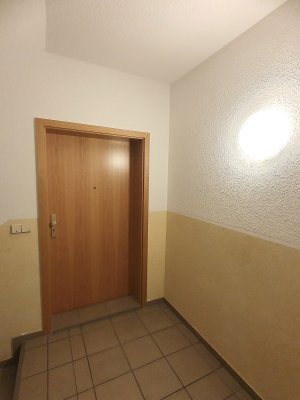 3 Zi. vollmöblierte Eigentumswohnung Hochparterre mit Balkon 4,5 qm in Chemnitz zur Miete