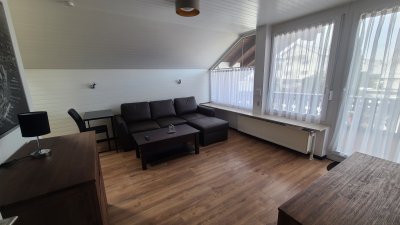 Gemütliche verkehrsgünstig gelegene möblierte 2 Zimmerwohnung