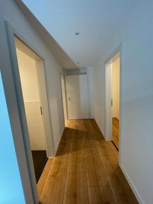 SCHÖNE & KERNSANIERTE 3er WG in Haunstetterstraße in 300 Meter Luftlinie zur Uni