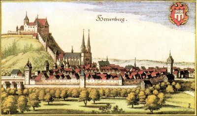 Schöne 2 Zi. Wohnung + 1 Zi. Büro, 82m²,Stadtmitte,Denkmalschutz / Historisch!