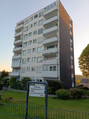 Sanierte und renovierte 2-Zimmer-Wohnung mit Garage