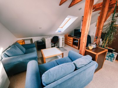 1ZKB Appartement im DG, möbliert, 30m²