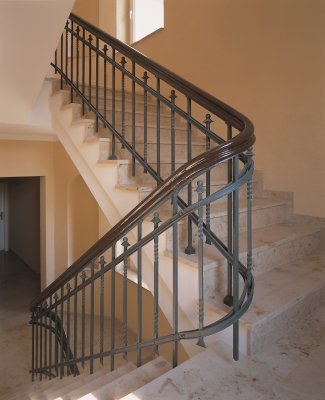 schöne 2 Zi. Wohnung mit Einbauküche und Balkon