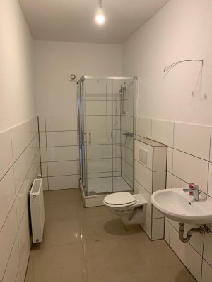 Helle 2,5 Zimmer Wohnung Erstbezug nach Renovierung